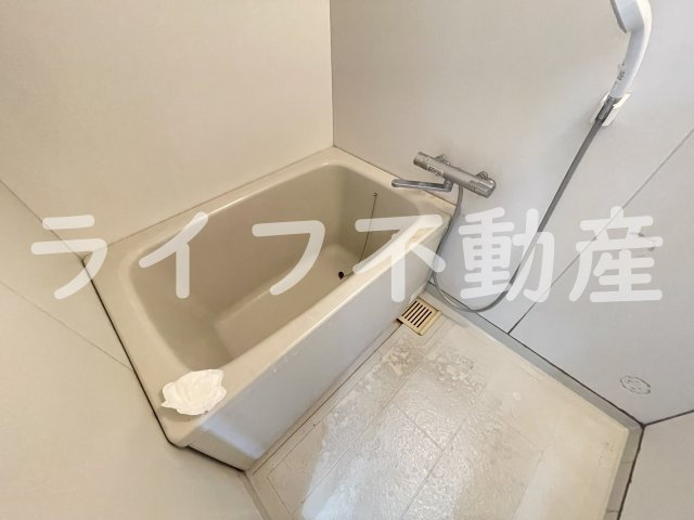 ランド雅の浴室|日々の疲れを癒すお風呂付です