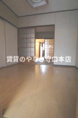 【居間・リビング】 | 黒田文化