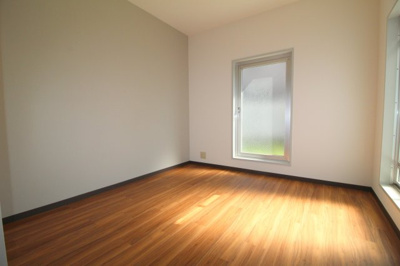 【居間・リビング】 | 六龍苑岡町 | 別室の写真使用
