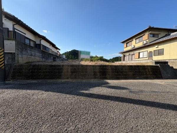 海南市木津　土地の前面道路含む現地写真