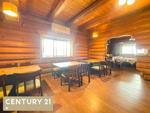 ログハウス店舗～かつらぎ町～の内装|【ログハウス】