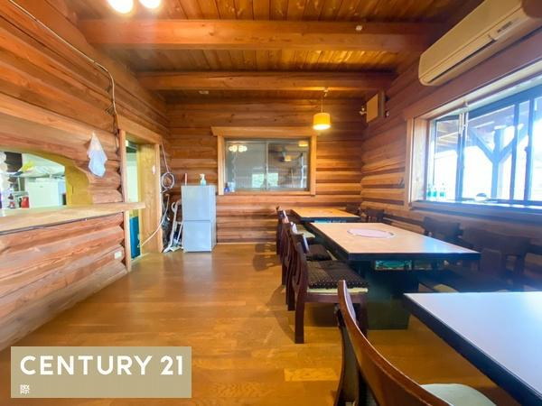 ログハウス店舗～かつらぎ町～の内装|【ログハウス】