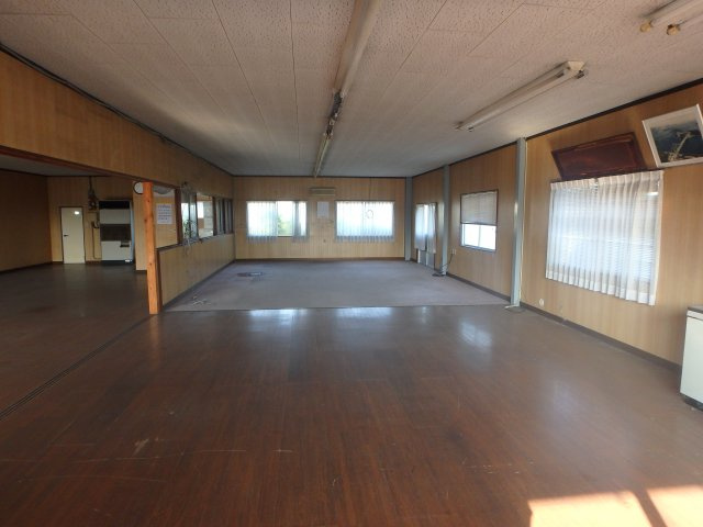 船穂町船穂　倉庫の内装