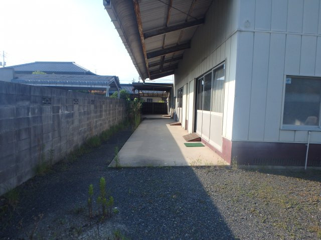 船穂町船穂　倉庫の外観