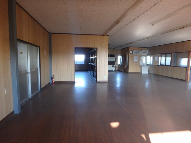 船穂町船穂　倉庫の内装