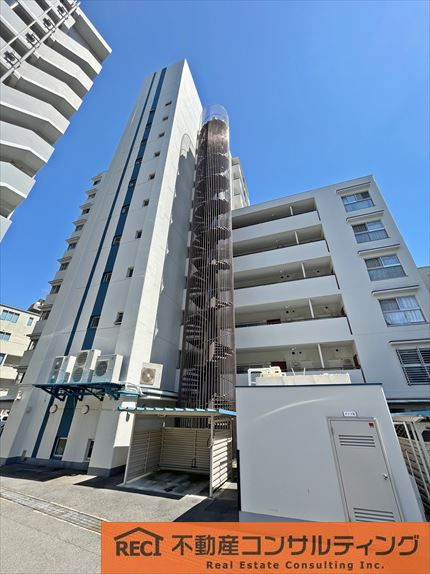 サニーハウス灘の外観