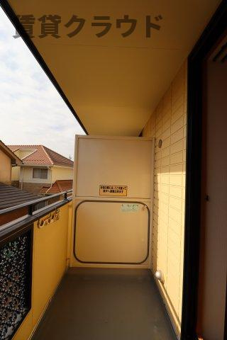 アネシスのバルコニー|外からの目が気にならないバルコニーで洗濯物が干せます
