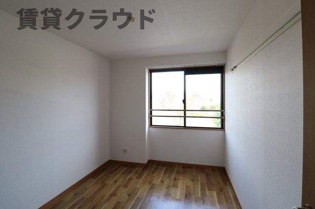 アネシスの寝室