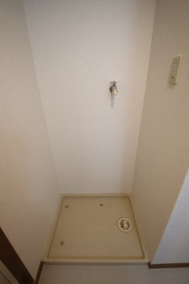 【設備】 | ウエストランド | 室内洗濯機置場