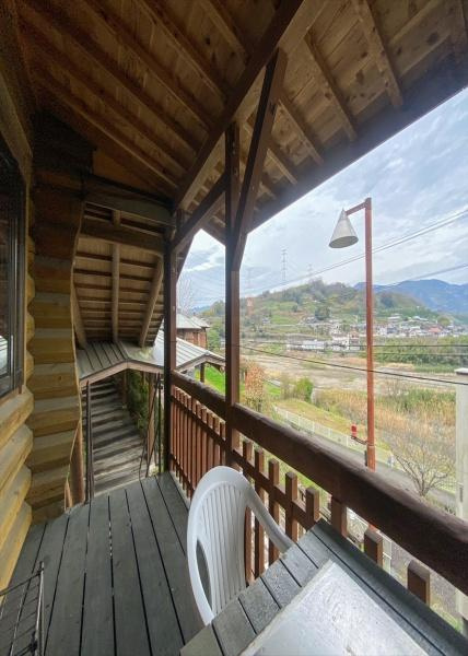 ログハウス店舗～かつらぎ町～