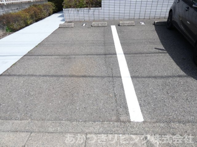 【駐車場】 | メゾンドロワール花垣