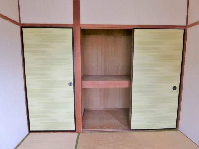 東金市田中貸家の収納