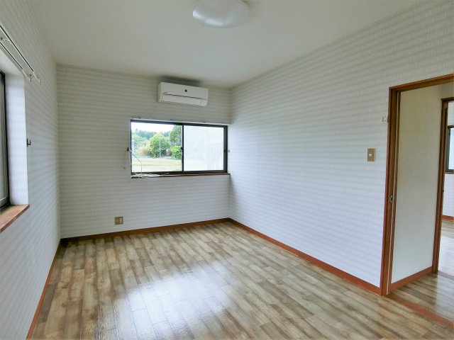 東金市田中貸家の洋室
