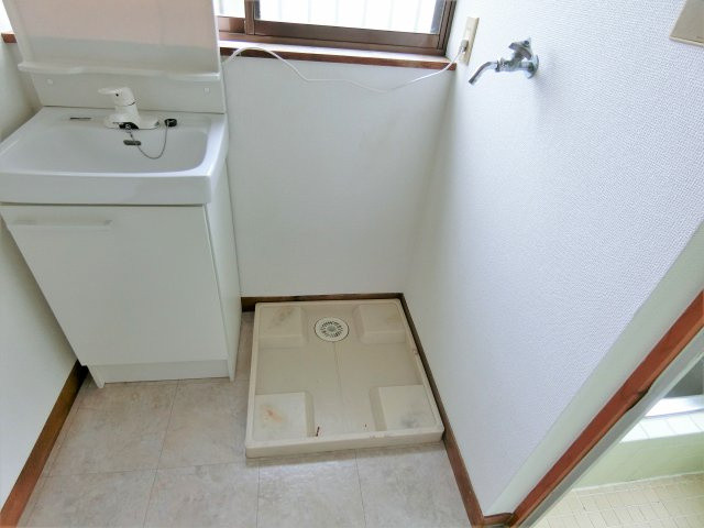 東金市田中貸家の洗面所