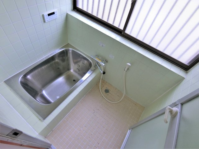 東金市田中貸家の浴室