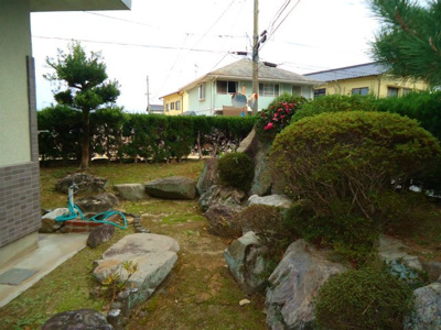 【庭】 | 由宇町南売家