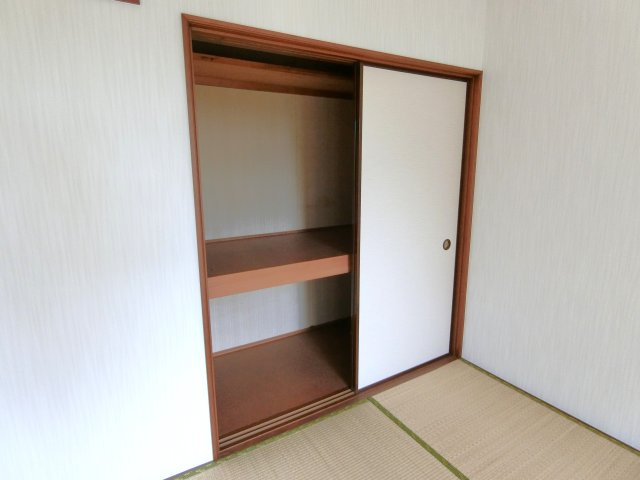 鷲巣ドリームハイツの収納