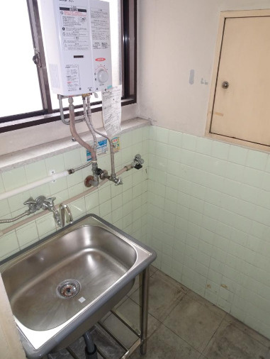 大津市馬場２丁目の事務所の洗面所