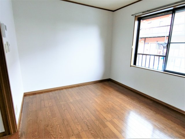 ジョリエ東金A棟の洋室|他の号室の写真の為、異なる場合も有ります。