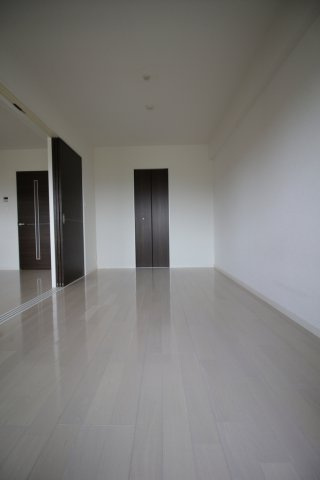 熊本市中央区古桶屋町の賃貸マンションの洋室