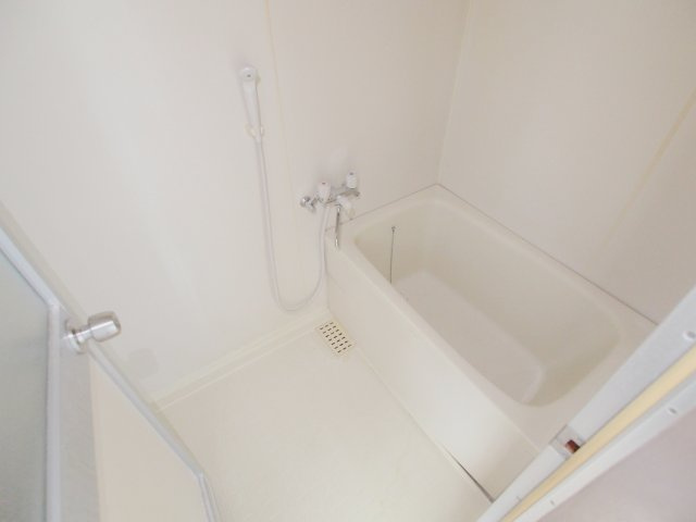 メゾン濱崎の浴室