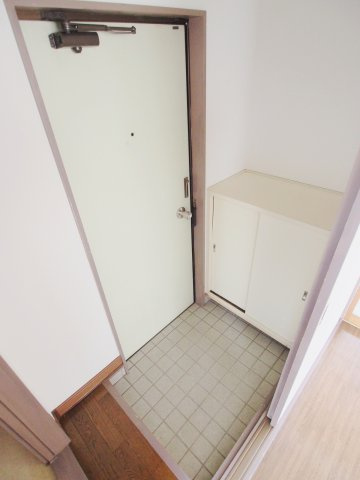 メゾン濱崎の玄関