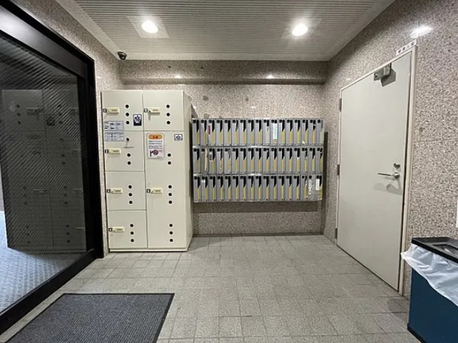 スカイコート蒲田駅前のエントランス