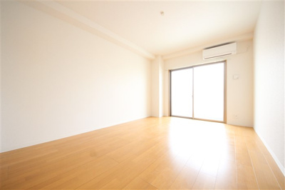 【居間・リビング】 | KSロイヤル大阪城