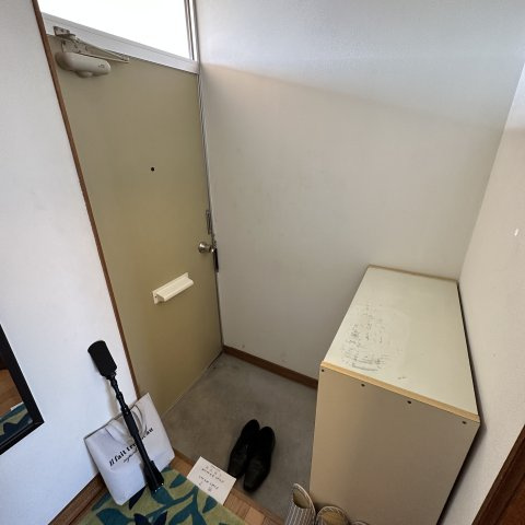 アバンセ20の玄関