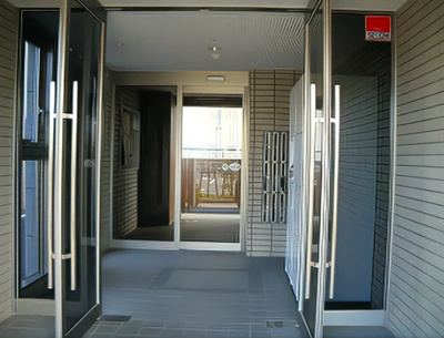 【エントランス】 | サンセリテ・うえの