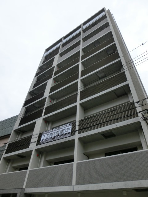 大阪市淀川区十三元今里１丁目の賃貸マンションの外観