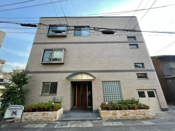 レヨマージュ長岡京の外観