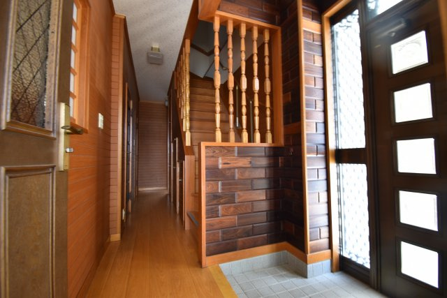 【内装】 | 新宿区百人町　賃貸併用住宅 | 山手線「新大久保」駅徒歩２分！総武線「大久保」駅も徒歩７分の賃貸併用住宅です♪商店街から一本入った南側公道に面した好立地！敷地約65坪・建物居住部分133.06㎡の６LDK！