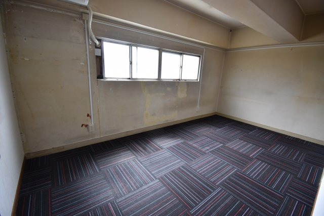 【その他】 | 新宿区百人町　賃貸併用住宅 | 山手線「新大久保」駅徒歩２分！総武線「大久保」駅も徒歩７分の賃貸併用住宅です♪商店街から一本入った南側公道に面した好立地！敷地約65坪・建物居住部分133.06㎡の６LDK！