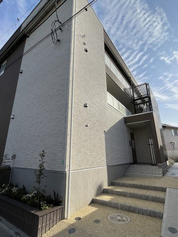 ☆鉄骨造３階建☆
