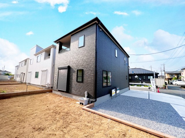 Livele Garden太田市岩瀬川町　新築住宅4号棟の外観