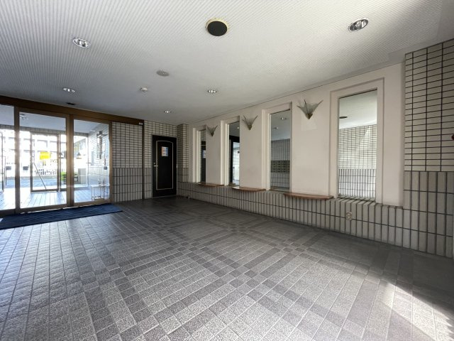 ライオンズマンション小頭町公園のエントランス