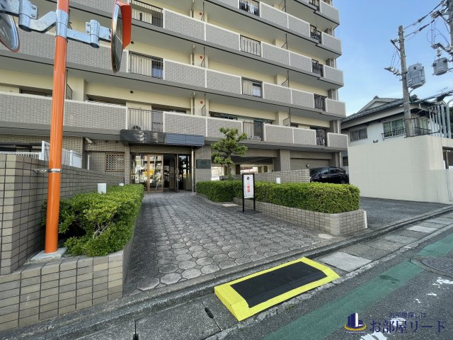 ライオンズマンション小頭町公園のエントランス