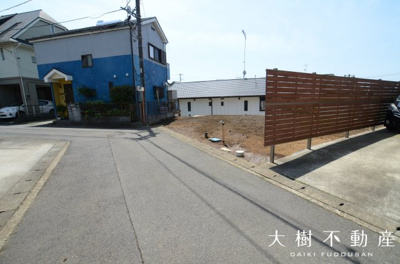 【前面道路含む現地写真】 | 海老名市大谷北３丁目　売地　全１区画　【仲介手数料無料】