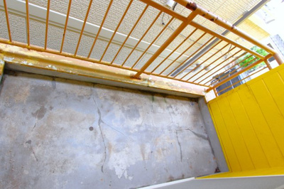 【バルコニー】 | クイーンフィールド