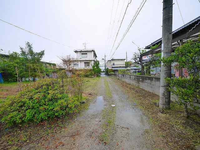 平瀬貸家の周辺