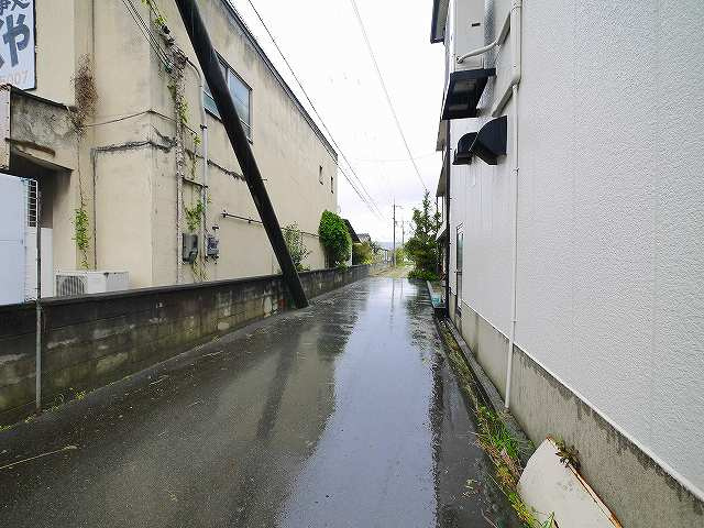 平瀬貸家の周辺
