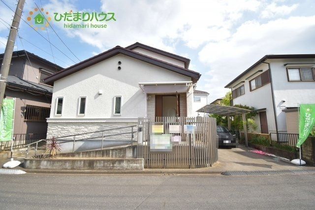 桶川市上日出谷　中古一戸建ての外観