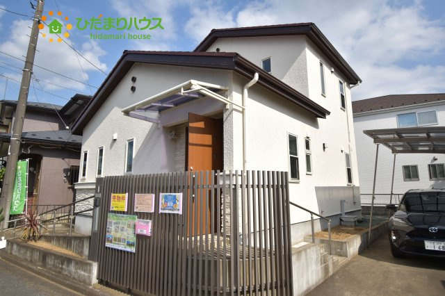 桶川市上日出谷　中古一戸建ての外観