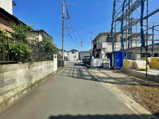 【前面道路含む現地写真】
