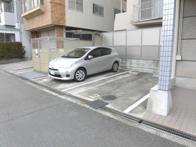 【駐車場】 | 第２豊晃マンション | 駐車場スペースも確保されています