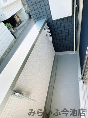 【バルコニー】 | トリオネア千種