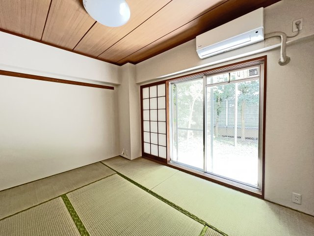 コスモプレイス西小岩の和室