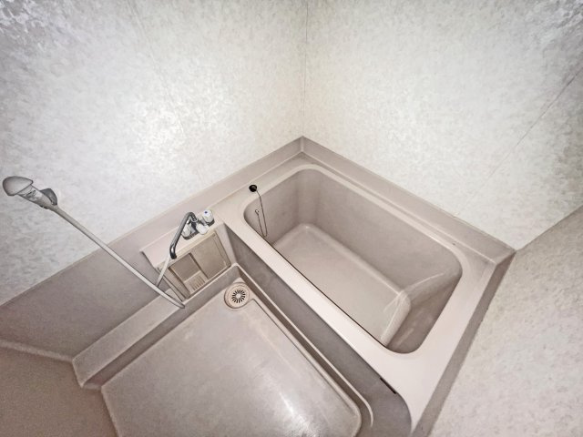 コスモプレイス西小岩の浴室