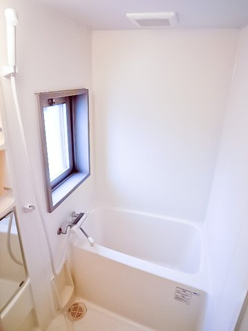 サヴォイレジェント　7階の浴室|別号室のものです。現状優先になります。